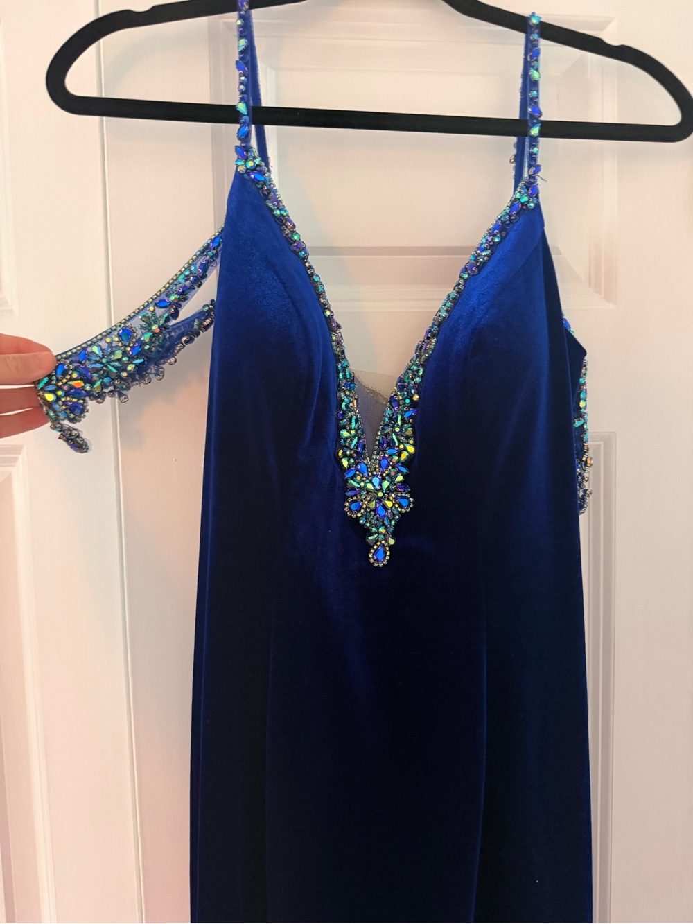 Elegant Navy Blue Embellished Prom Dress